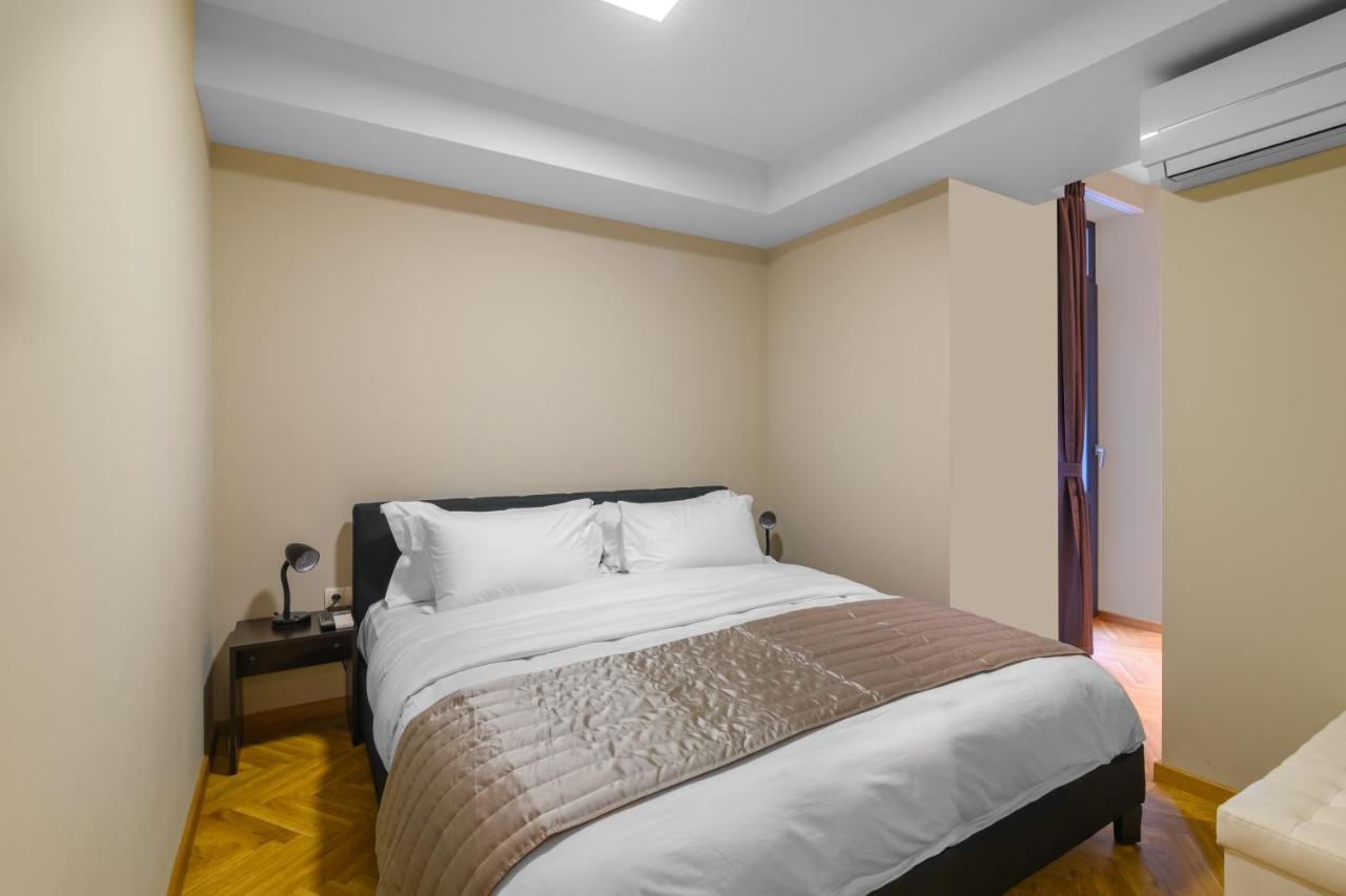 R Apartman Várna Kültér fotó