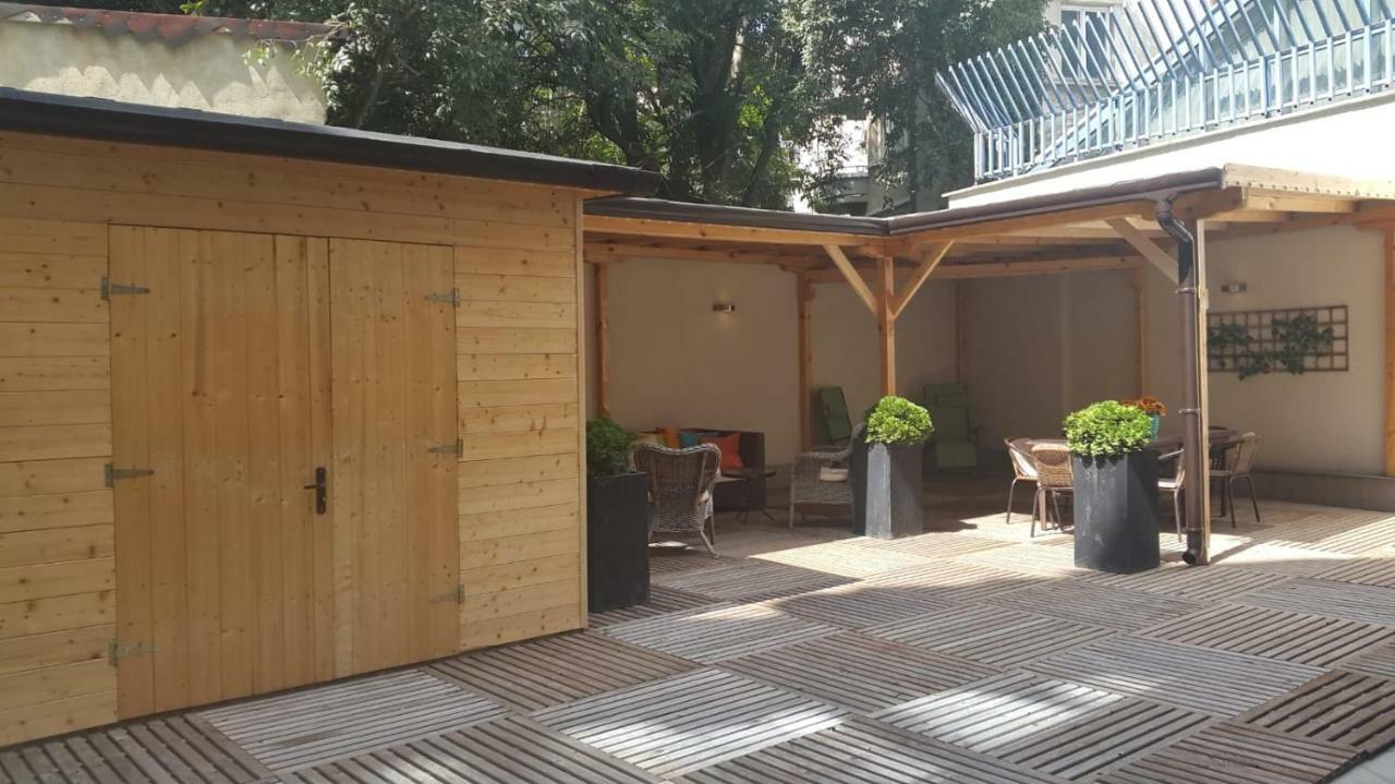R Apartman Várna Kültér fotó